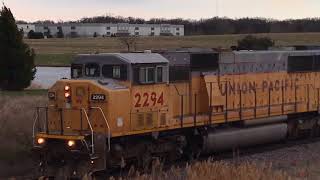 UP SD60M leads power move through Pleasant Prairie, WI on 4/27/18