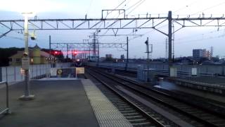 京成スカイライナー、東松戸駅通過