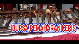 BURSA PEMAHARAN KERIS / PUSAKA DI HALAMAN MUSEUM RONGGO WARSITO SEMARANG