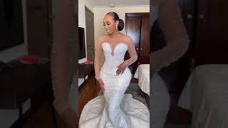 Look at that wedding dress, hope you love it  like i do 😜💜❤️💛🤸#Africanbride #Weddingdress