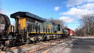 CSX 905 ES44AC leads CSX M409 through Piscataway,Nj!