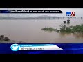 heavy rain leads to rivers swelling and water flowing over gora bridge in bharuch commuters suffer