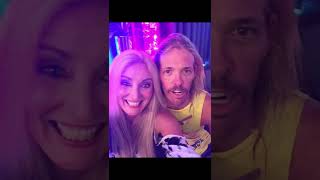 30 years of friendship and music - Sass Jordan and Taylor Hawkins