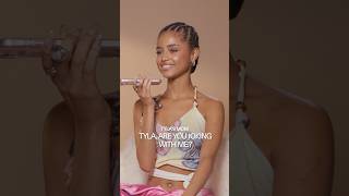 Clutching our pearls after #Tyla’s mom’s premonition. Talk about a supportive queen! 👑 #PhoningItIn