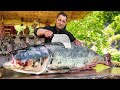 Chef Tavakkul cooks a Huge 15 kg Silver Carp! Fish with Crispy Crust on a Bonfire in the Wilderness