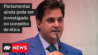 Deputado Frederico D'Ávila pede desculpas após ofensas à igreja