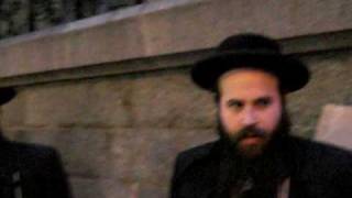 Neturei Karta Chastized by the NYPD