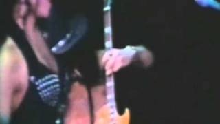 Guns N' Roses - Yesterdays (Live on Air 1988-1992)