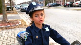 Heidi Dress Up as Police Officer and Show Zidane how to Save Natural Resources