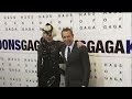Gaga gives new album 'Applause' arty outing with Koons in tow - le mag