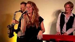 Zangeres Renske van Wezel sounds perfect op uw diner receptie met saxofonist pianist gitarist