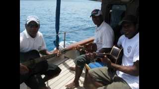 Rotuman Music - Kakau ma Manumanu by Daniel Rae Costello