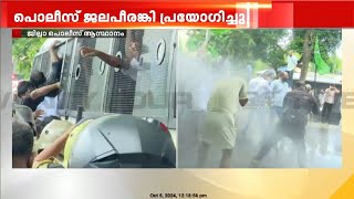 മുഖ്യമന്ത്രിയുടെ രാജിക്കായി പ്രതിഷേധം,  പാലക്കാട് യൂത്ത് ലീഗ് നടത്തിയ മാർച്ചിൽ സംഘർഷം