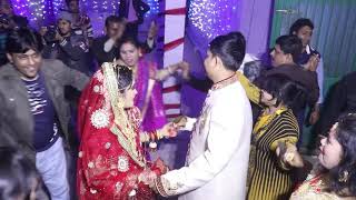 বিয়েতে বর ও কনের নাচ । Bangladeshi Groom \u0026 Bride wedding dance