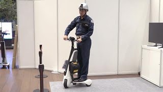 警備ロボがゴミ箱点検　五輪支える先端技術展示会