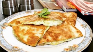 How to make Italian quesadillas (Pesto and cheese) - Recipe | Daniella's Home Cooking