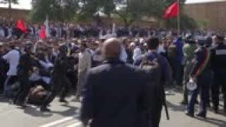 Moroccan teachers clash with police