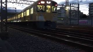 西武2000系  小手指車両基地入場