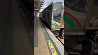 停車中の快速会津若松行き　Stopped rapid train bound for Aizu-wakamatsu