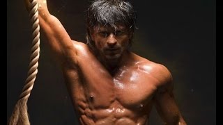HNY Movie | Shah Rukh unveils eight-pack abs