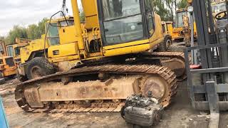 Secondhand komatsu Pc200-6 Pc220-6 with breaker hammer line. Komatsu excavator made in Japan export