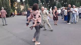 Заманила, соблазнила, раздразнила!!!Танцы в парке Горького!!!Харьков 2021