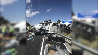 Four people died in a bus crash in Utah