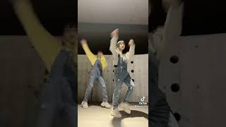 みなみちゃんの可愛いすぎる妹とのTik Tok!!　イカゲームダンス！