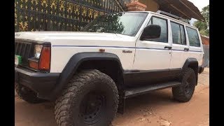 Jeep Cherokee 1995 / 3,000$