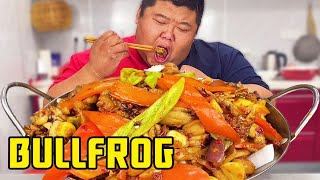 10 big bullfrogs, fat brother cooks \