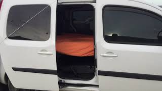 CAMPER ,AVANCE -TIENDA DENTRO de FURGO (Renault Kangoo)