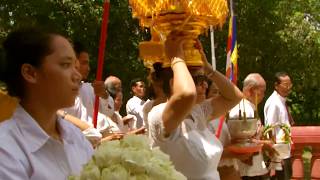 បុណ្យ​កឋិន​វត្តដួងពេជ្រមុនីរតនារាម​១