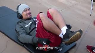 MANNY PACQUIAO EARLY MORNING WORKOUT FOR ADRIEN BRONER FIGHT