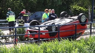 GPTV: Auto raakt fietser na botsing met vrachtwagen