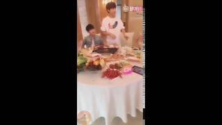 【TFBOYS 】吃相+清唱《寵愛》+對四葉草說的話+花式再見 20160625【美拍直播】