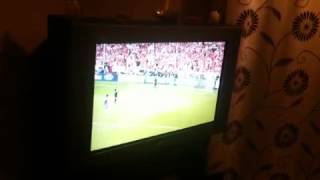 Drogba scores penalty. Champions league 2012 Chelsea v Baye