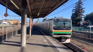 【新町駅】高崎線下り列車入線シーン　A local train arrived at Shinmachi Station.