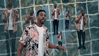 APROPOS - She Makes Me (Official Video)