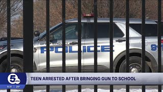 16-year-old arrested for bringing loaded gun to Sandusky school