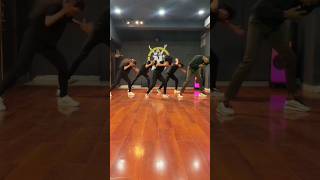 Dhoom Dhaam Dhosthaan ❤️‍🔥🔥#dance #pgbeats #pkdancer #danceshorts #trendingshorts #dancevideo#dancer