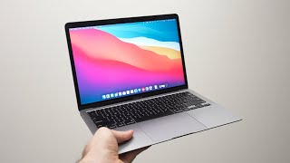 Should You Still Buy the M1 MacBook Air in 2022?