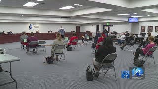 Chesapeake schools to continue with some in-person learning, even as COVID-19 cases spike