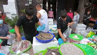 蝦米人家一箱賣一年 帥兒子一分鐘賣掉一箱 中彰海王子 烏日火車站 海鮮叫賣 海鮮拍賣 叫賣哥