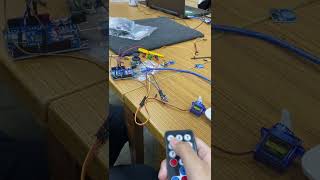 Arduino_利用紅外線接收模組控制伺服馬達