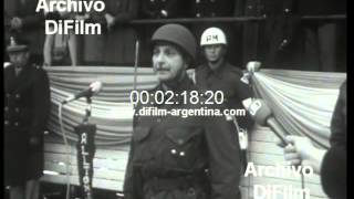 Jorge Rafael Videla visita el Grupo de Artilleria I en Ciudadela 1976