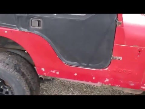 What is the difference between a jeep CJ5 and a Jeep CJ7?