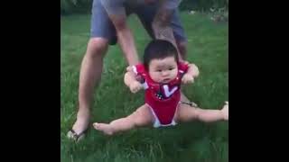 Babies don’t like grass