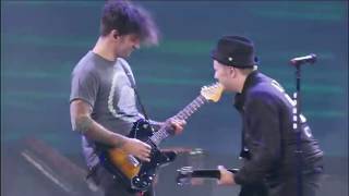 4 minutes of Patrick's and Joe's guitar thingy in "Sugar, We're Goin Down" | Fall Out Boy