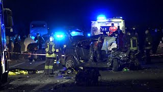 Incidente a Rezzato (Brescia): scontro tra auto e pullman, 5 morti