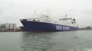 DFDS freight shipping business in Rotterdam